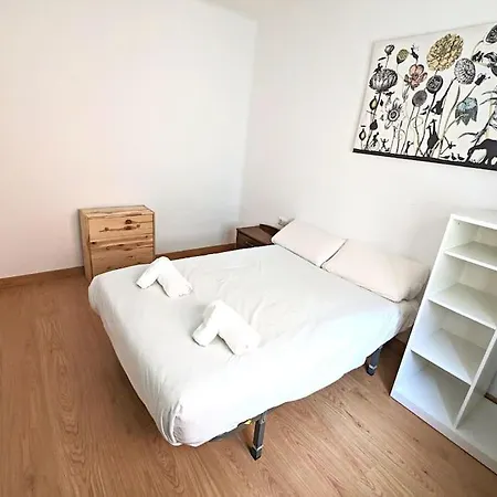 Entire 3 Flat In Center - Canast *
